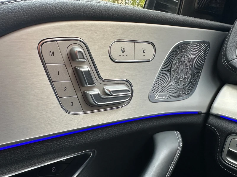 Mercedes-Benz GLE 53 4MATIC AMG * TOP * NIGHT PACK * ЛИЗИНГ, снимка 4 - Автомобили и джипове - 52215871