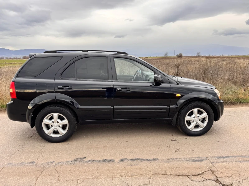 Kia Sorento 2.5CRDI Fecelift Automatic 4x4 от Kia motors, снимка 7 - Автомобили и джипове - 52556421