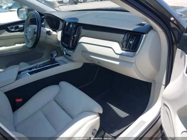 Volvo XC60 T6 INSCRIPTION - изображение 5