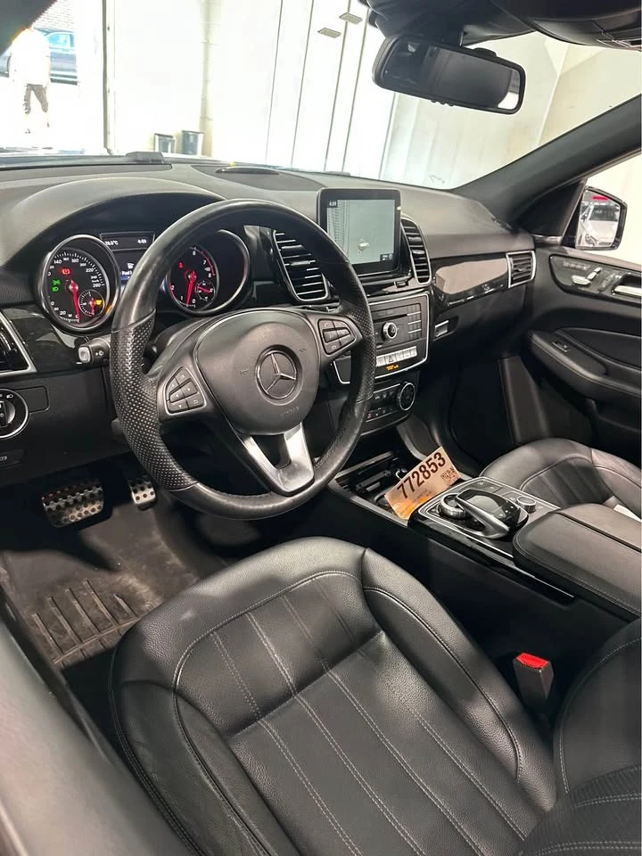 Mercedes-Benz GLE 400 4MATIC * * CARFAX * * АВТО КРЕДИТ * *  - изображение 3