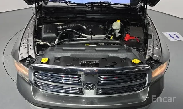 Dodge Ram 5.7, снимка 16 - Автомобили и джипове - 55770470