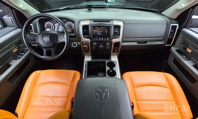 Dodge Ram 5.7, снимка 3 - Автомобили и джипове - 55770470