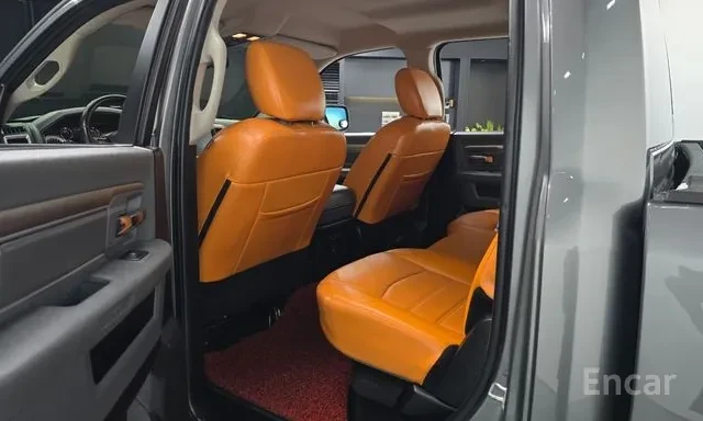 Dodge Ram 5.7, снимка 10 - Автомобили и джипове - 55770470
