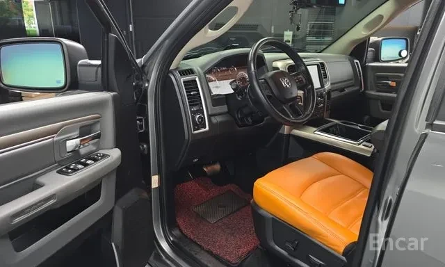 Dodge Ram 5.7, снимка 4 - Автомобили и джипове - 55770470
