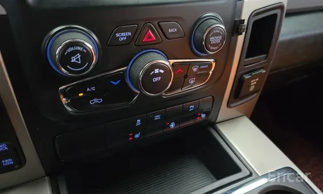 Dodge Ram 5.7, снимка 14 - Автомобили и джипове - 55770470