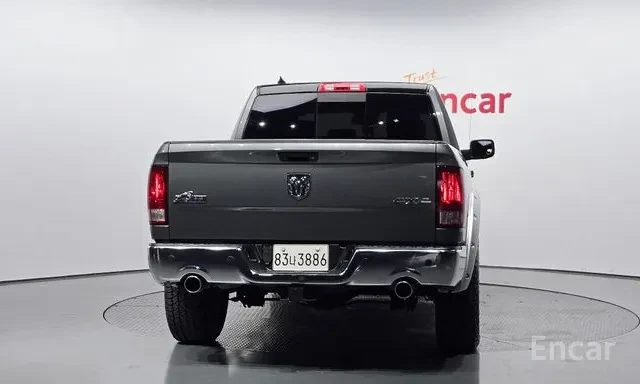 Dodge Ram 5.7, снимка 6 - Автомобили и джипове - 55770470