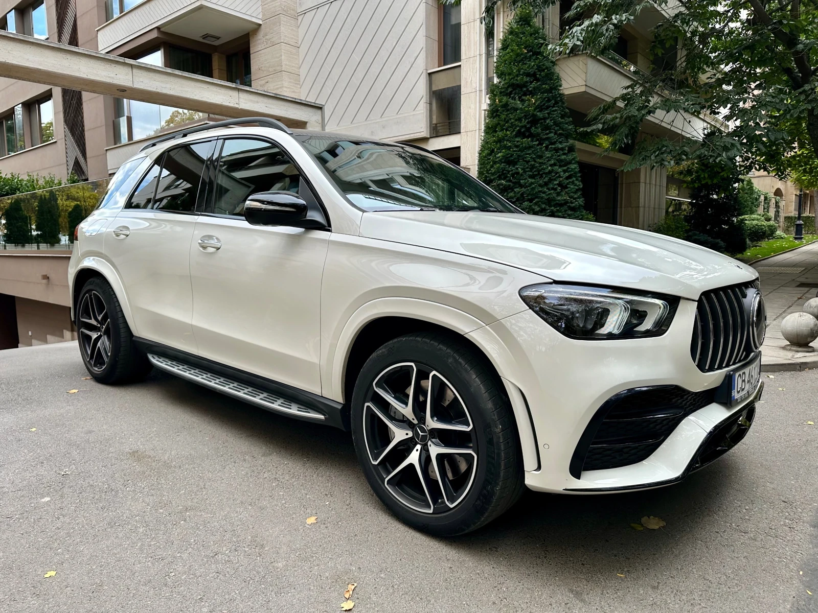Mercedes-Benz GLE 53 4MATIC AMG * TOP * NIGHT PACK * ЛИЗИНГ, снимка 1