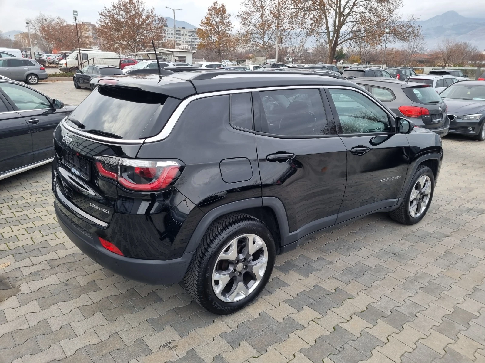 Jeep Compass LIMITED* 2020г. 4х4 2.0MJT-9ск. СЕРВИЗНА ИСТОРИЯ!  - изображение 6