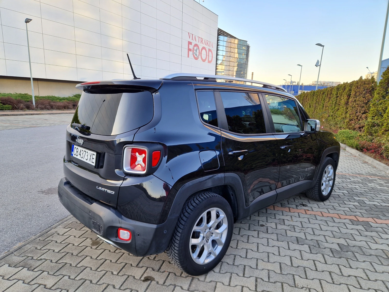 Jeep Renegade 1.6Multijet ЕURO 6B 110хил.км. - изображение 2