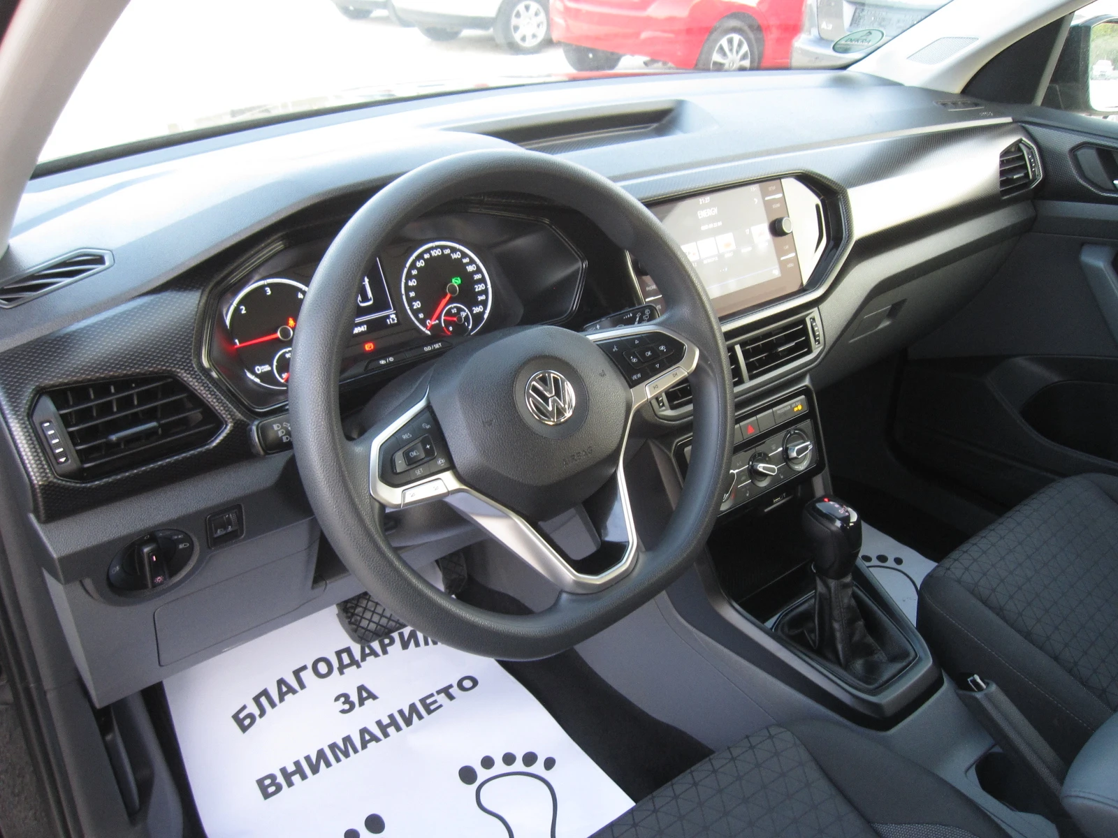 VW T-Roc Автомат 1, 6-TDI - изображение 6