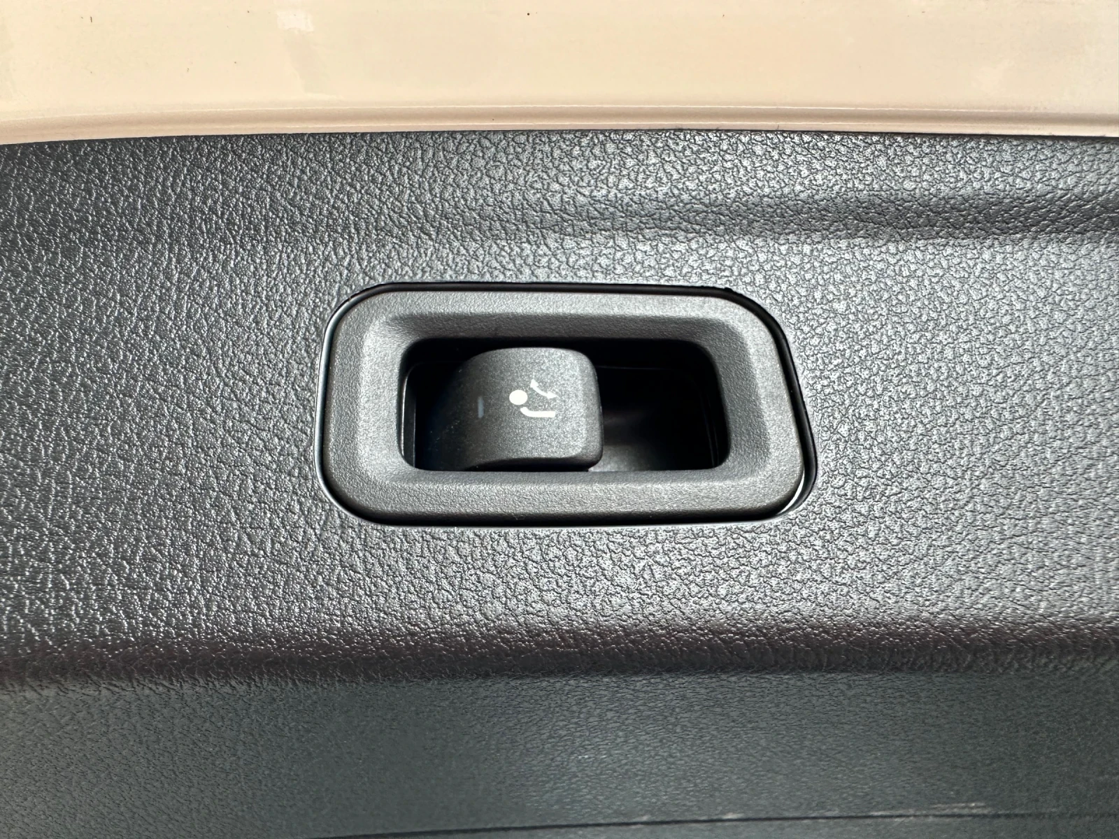 Mercedes-Benz GLE 53 4MATIC AMG * TOP * NIGHT PACK * ЛИЗИНГ - изображение 9