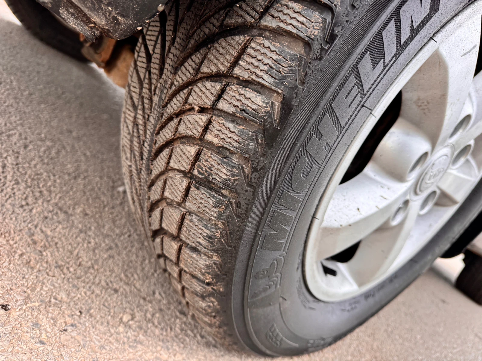 Kia Sorento 2.5CRDI Fecelift Automatic 4x4  Kia motors | Mobile.bg   13