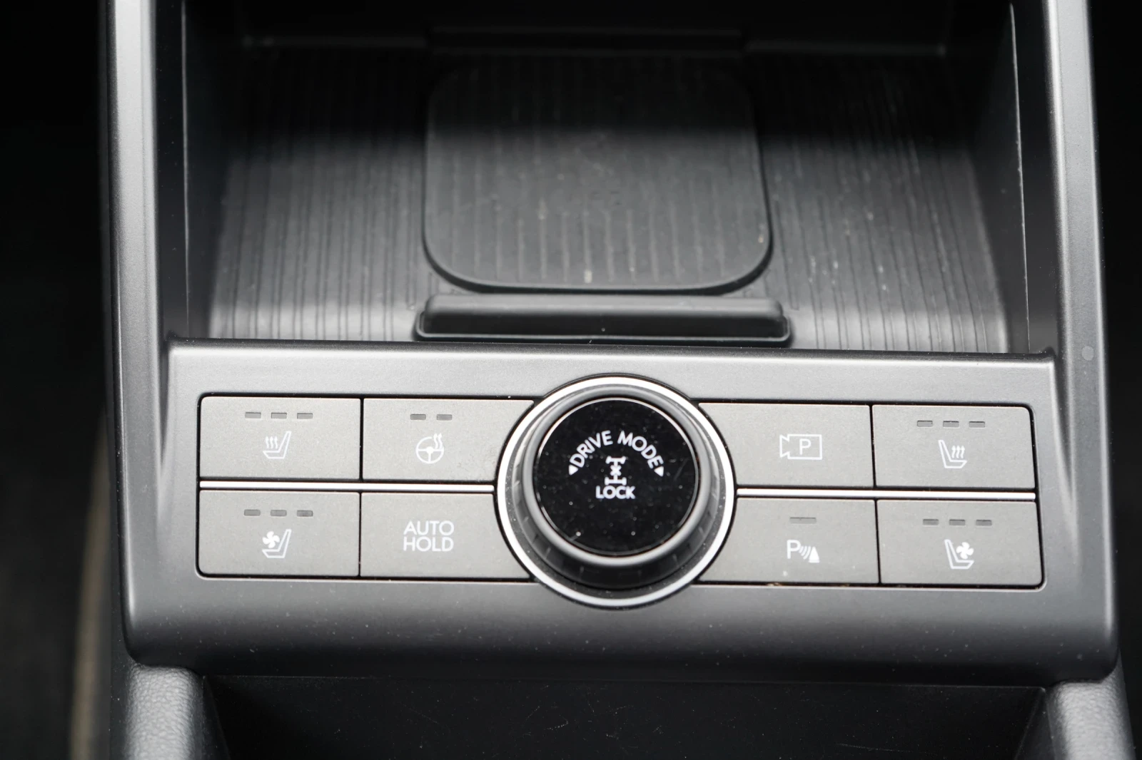 Hyundai Kona * 1.6* T-GDI* N line* 4x4* Bose* Pano* 360* Distr*, снимка 15 - Автомобили и джипове - 54147845