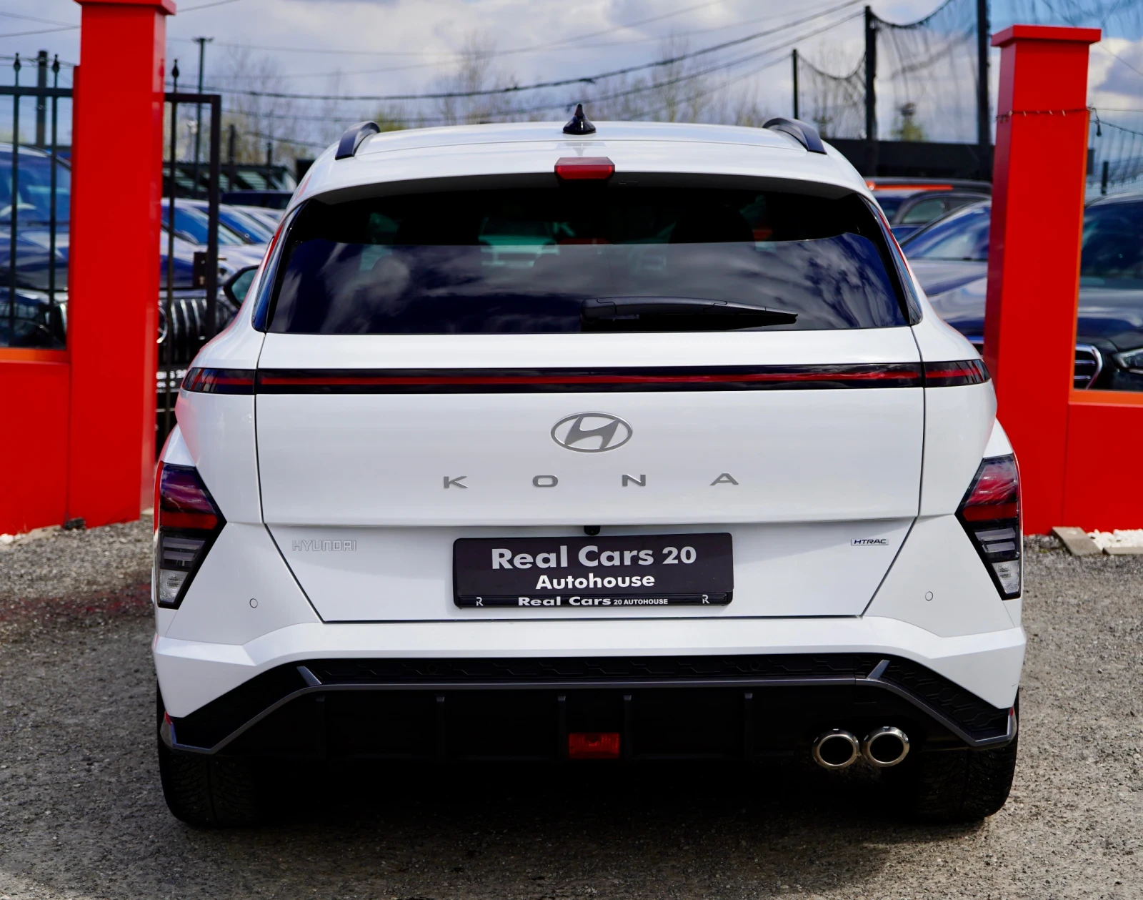 Hyundai Kona * 1.6* T-GDI* N line* 4x4* Bose* Pano* 360* Distr*, снимка 5 - Автомобили и джипове - 54147845