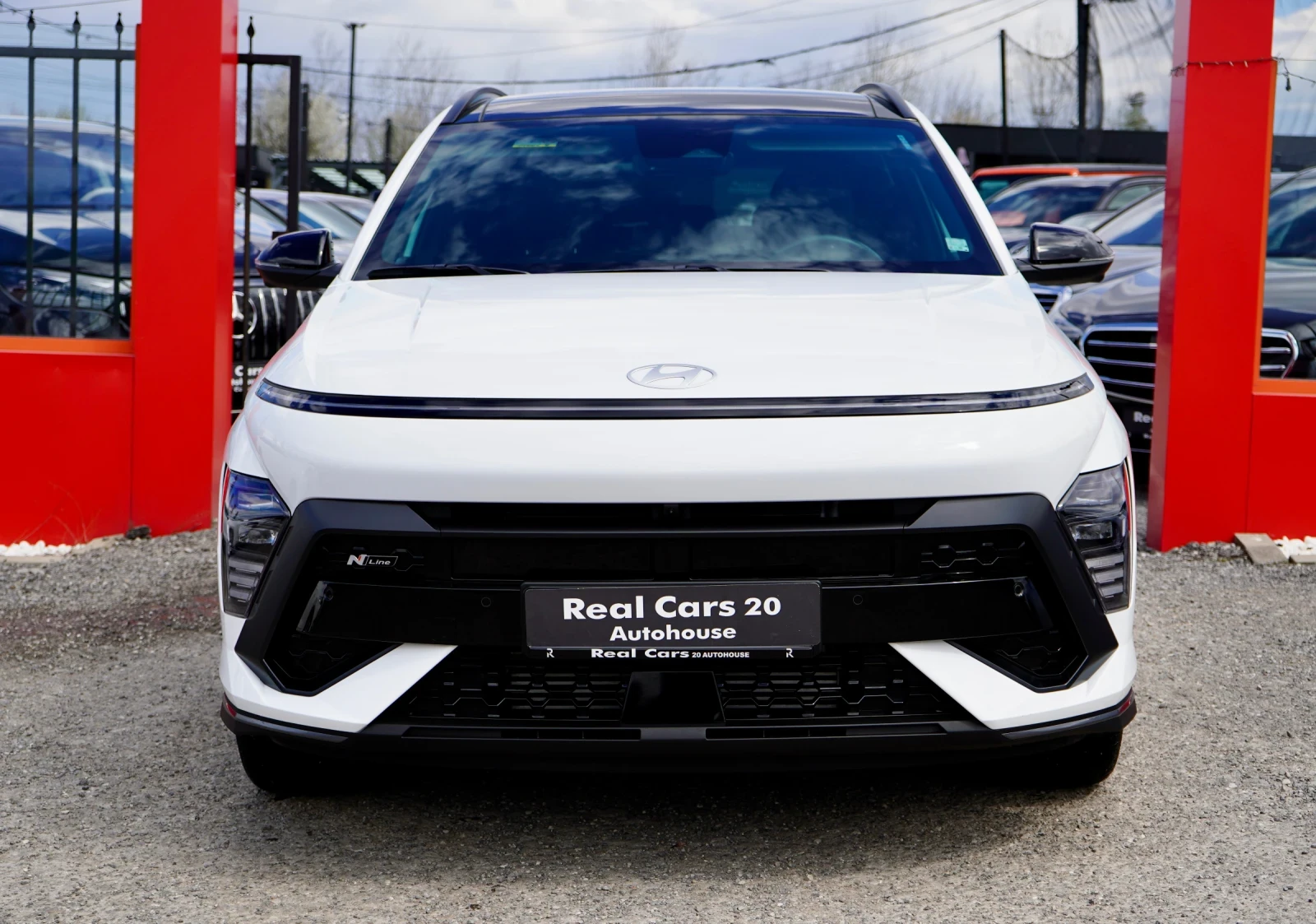 Hyundai Kona * 1.6* T-GDI* N line* 4x4* Bose* Pano* 360* Distr*, снимка 2 - Автомобили и джипове - 54147845