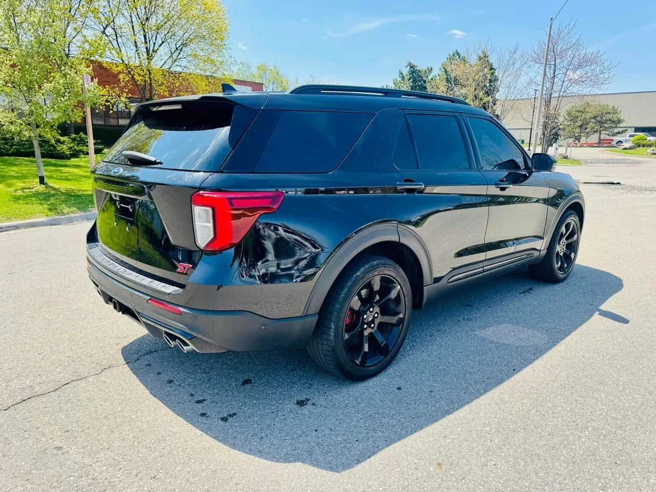 Ford Explorer * ST * ДИСТРОНИК * 360 * 7 МЕСТЕН * PANO, снимка 4 - Автомобили и джипове - 54623802