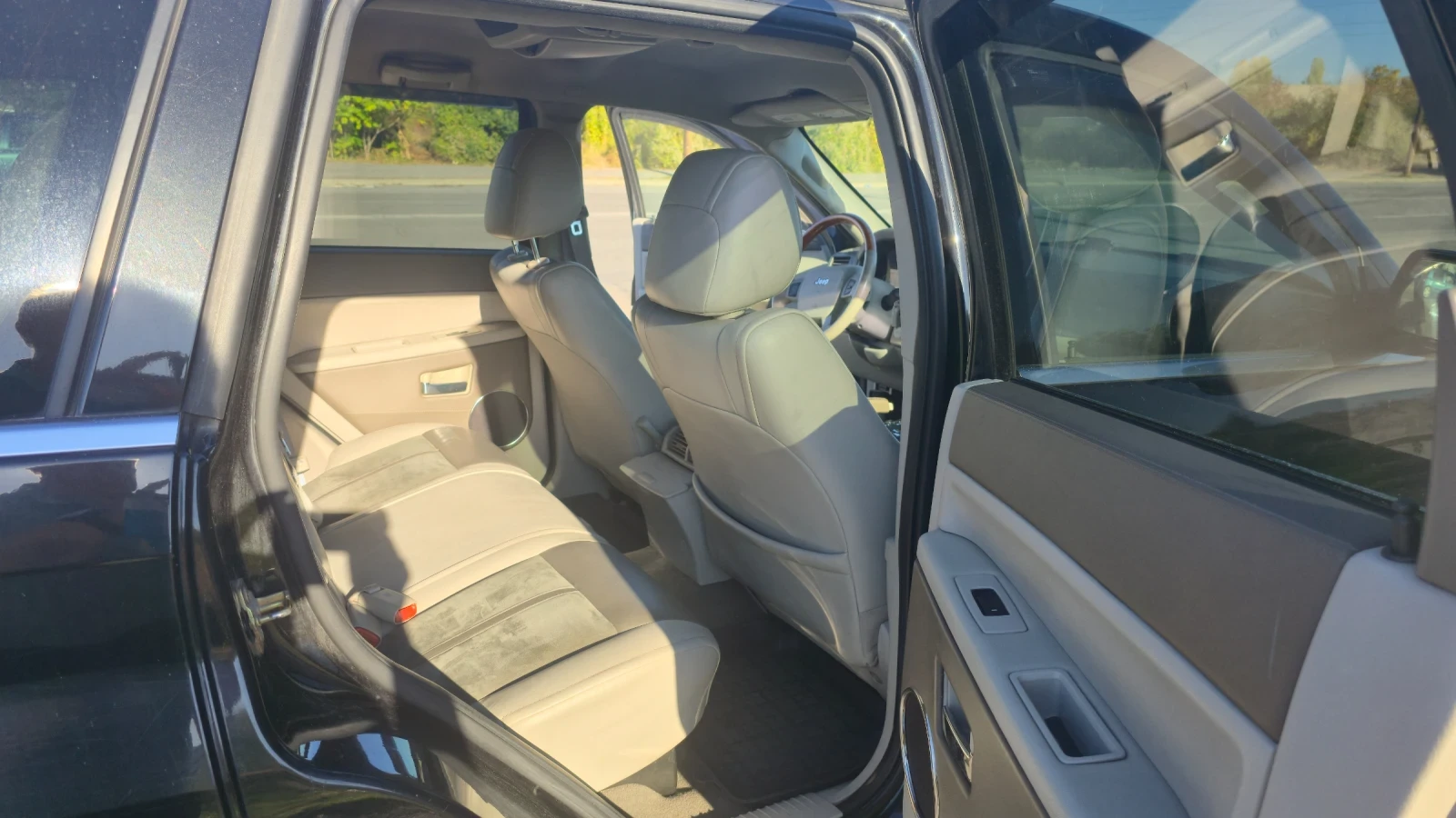 Jeep Grand cherokee 3.0CRD Overland , снимка 10 - Автомобили и джипове - 56725413