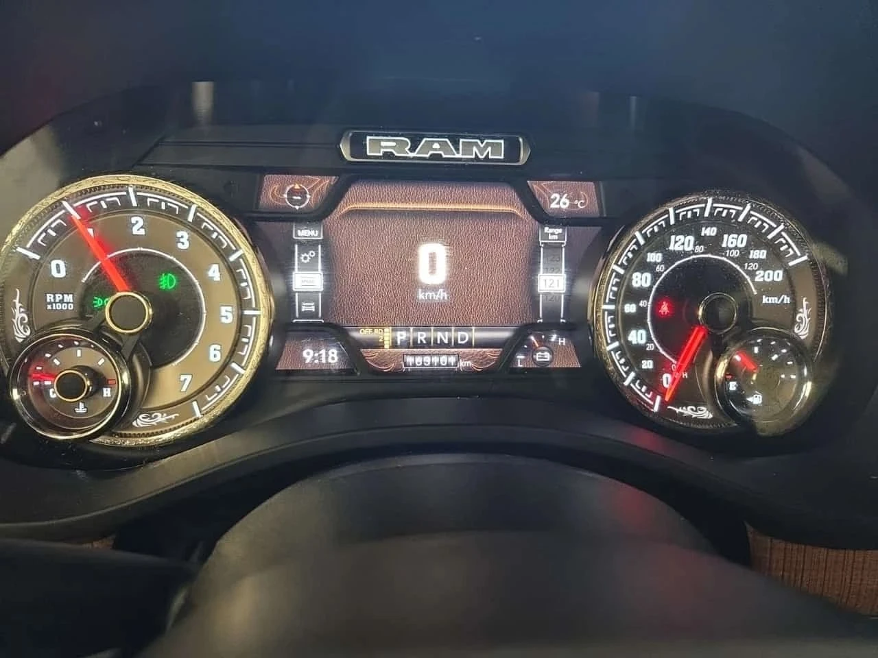 Dodge RAM 1500, снимка 9 - Автомобили и джипове - 56740111