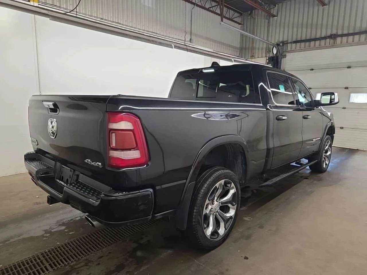 Dodge RAM 1500, снимка 3 - Автомобили и джипове - 56740111