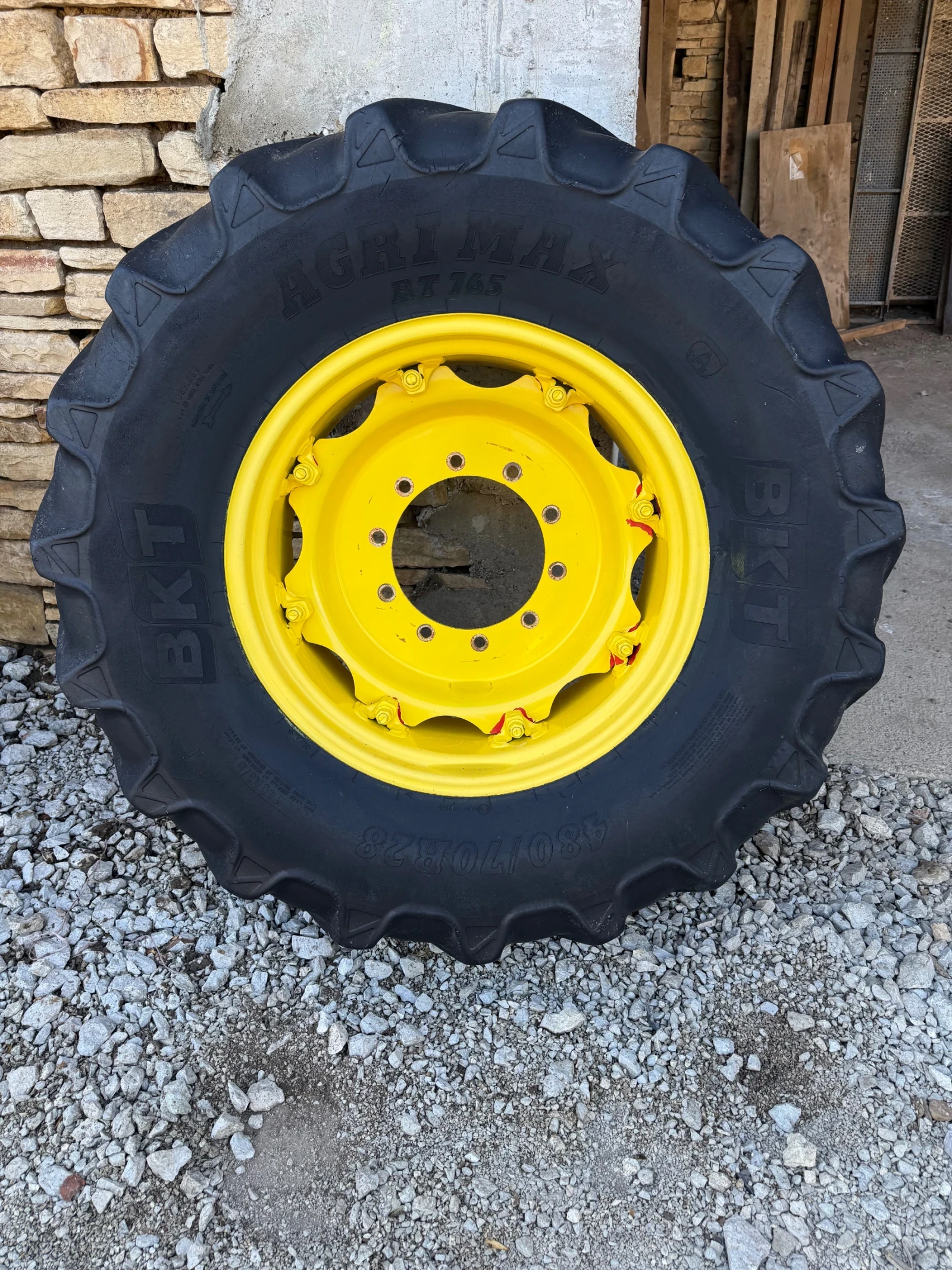 Трактор John Deere