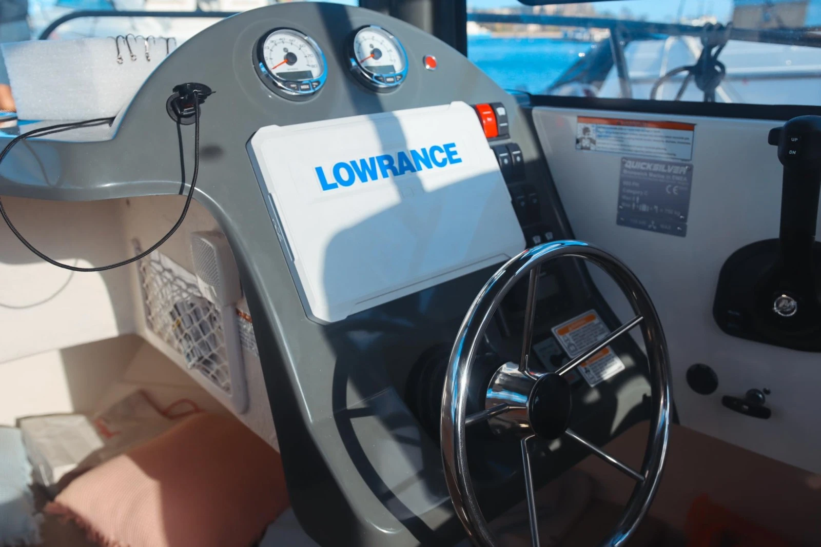 Лодка Quicksilver 605 Pilothouse ПРОМОЦИЯ - изображение 6