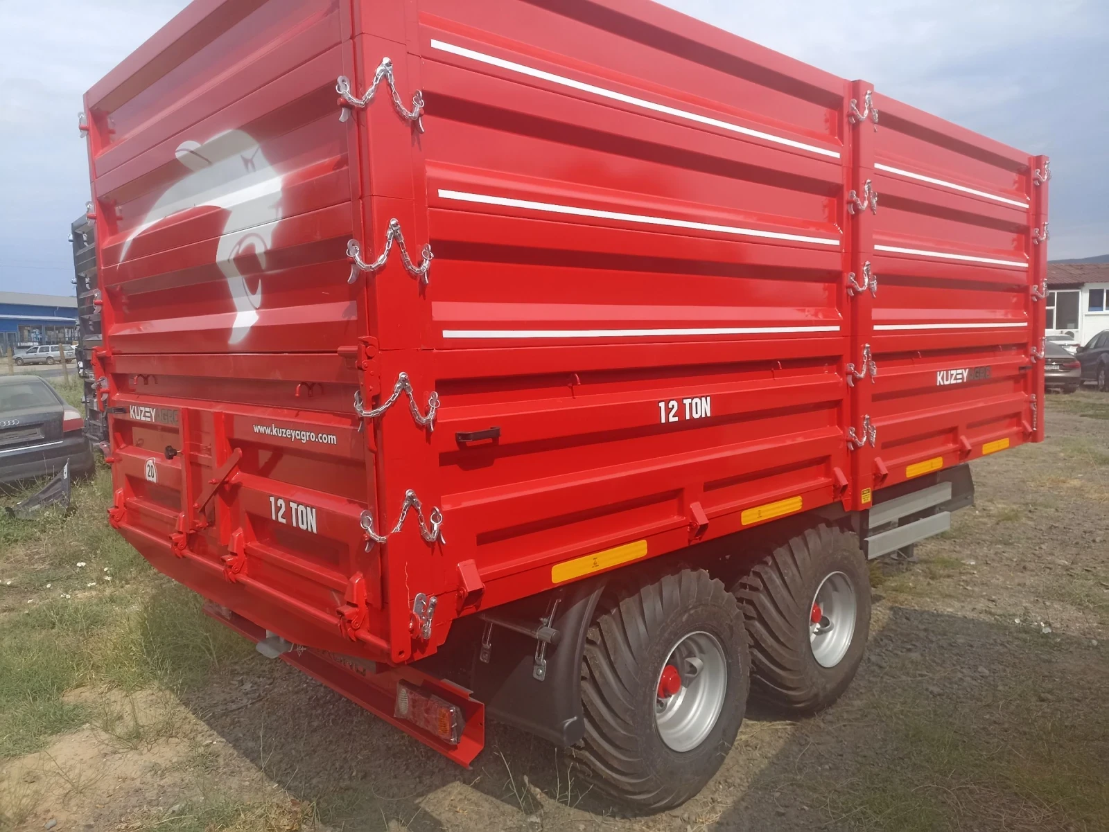   12   | Mobile.bg   11