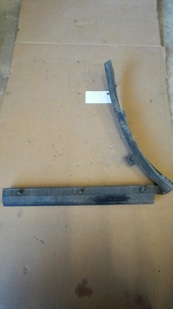 Водач задна броня десен Фолксваген Пасат Б5 (6)