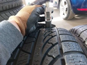 Гуми Зимни 215/65R15, снимка 3