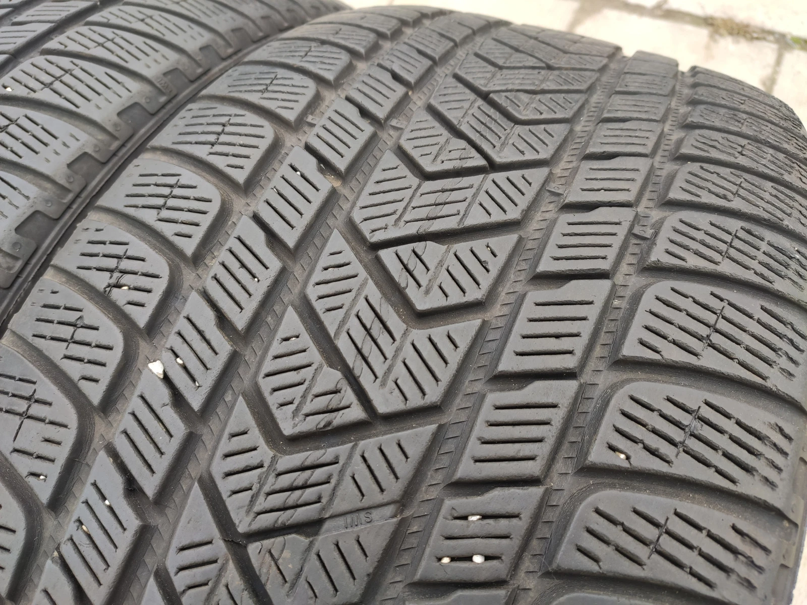  285/40R22 | Mobile.bg   4