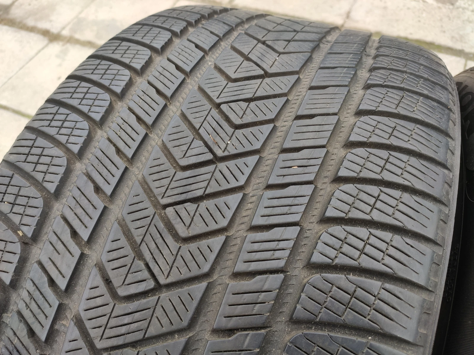  285/40R22 | Mobile.bg   1