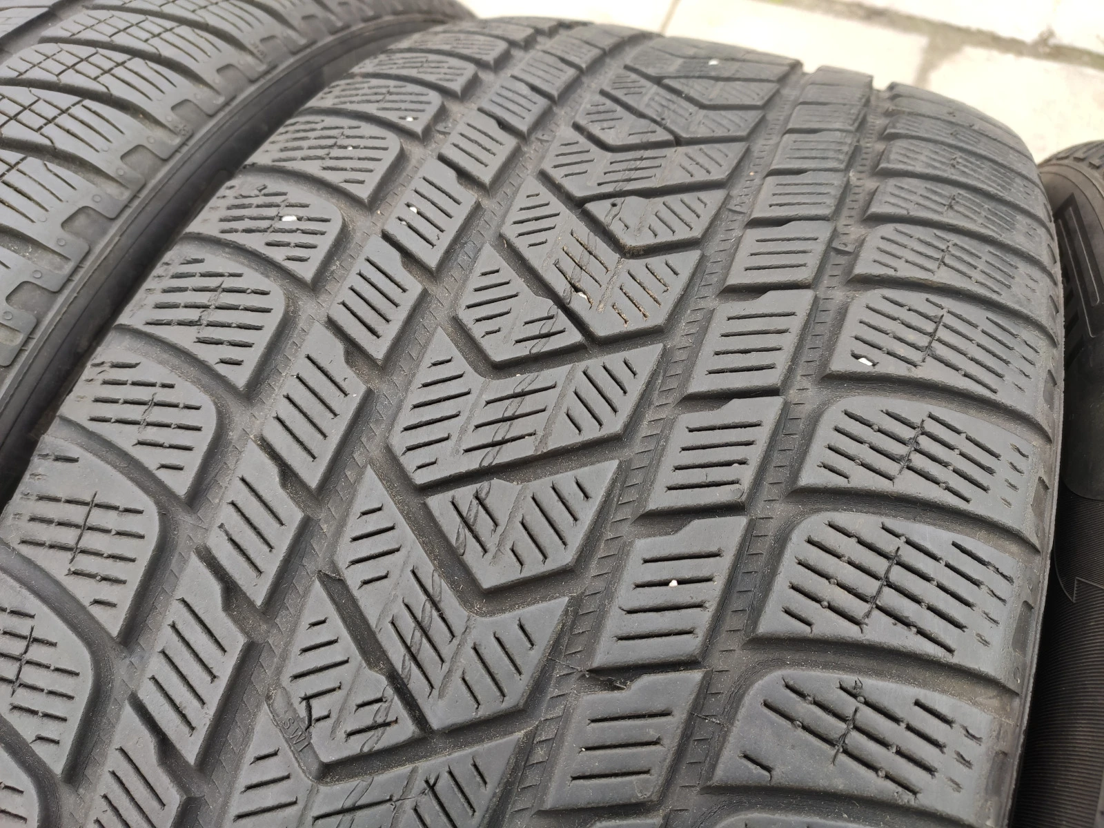  285/40R22 | Mobile.bg   3