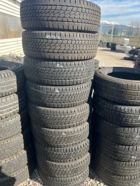 Гуми Всесезонни 215/65R16, снимка 2 - Гуми и джанти - 44210351