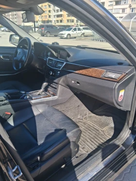 Mercedes-Benz E 200, снимка 2