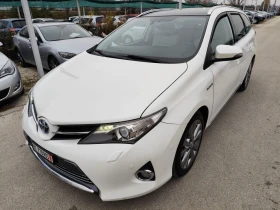     Toyota Auris 1.8  