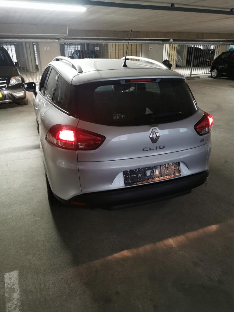 Renault Clio 1,5, снимка 6 - Автомобили и джипове - 38988220