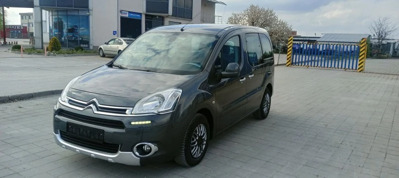 Citroen Berlingo 1.6 HDI AVTOMATIK, снимка 2 - Автомобили и джипове - 40320149