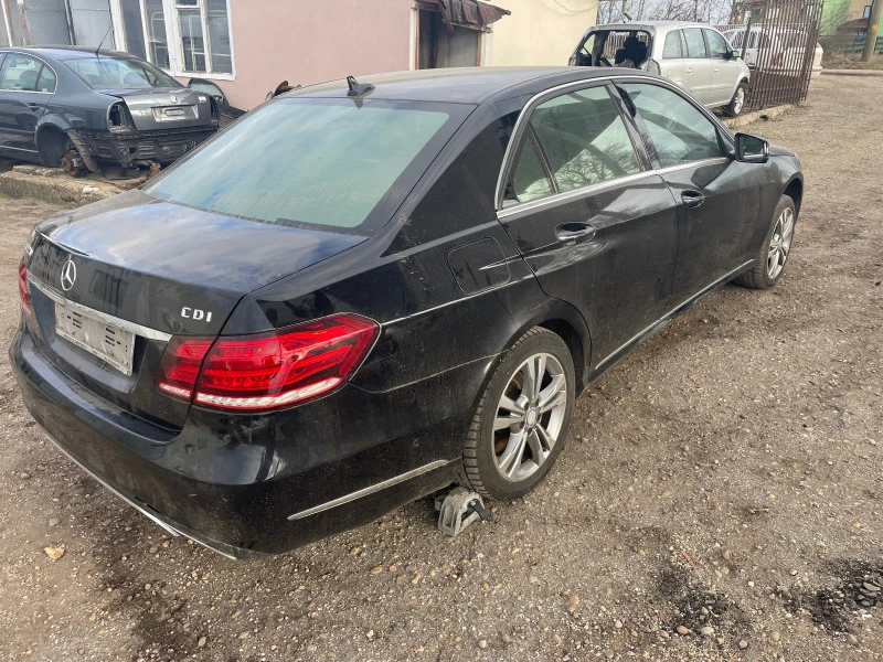 Mercedes-Benz E 220 2.2CDI 170кс. FACELIFT, снимка 5 - Автомобили и джипове - 43852651