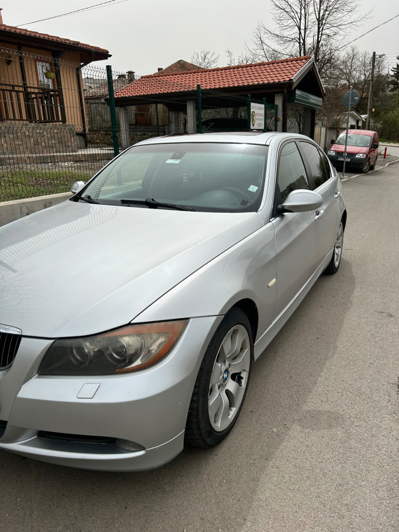 BMW 330 Xi, снимка 2 - Автомобили и джипове - 45967012