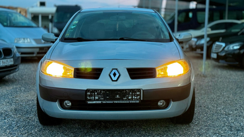 Renault Megane 1.4 16v, снимка 3 - Автомобили и джипове - 45471925