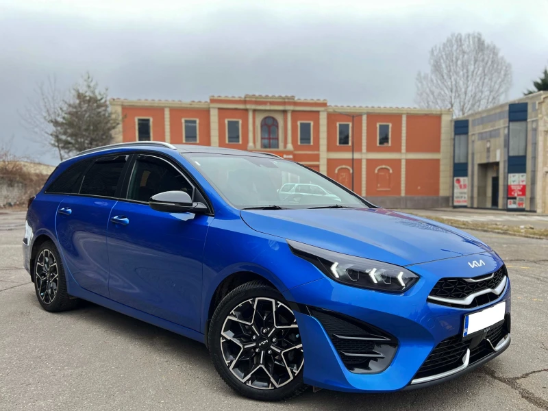 Kia Ceed 1, 5 GT Line, снимка 2 - Автомобили и джипове - 48970559