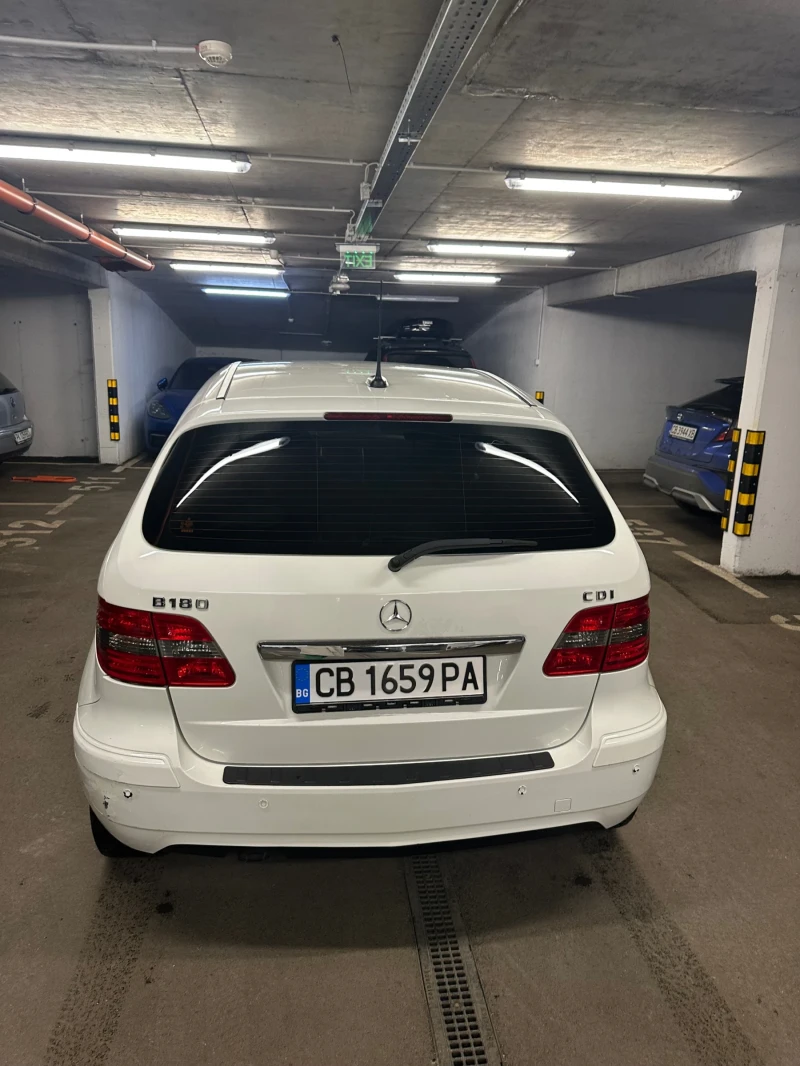 Mercedes-Benz B 180 ., снимка 9 - Автомобили и джипове - 48547871