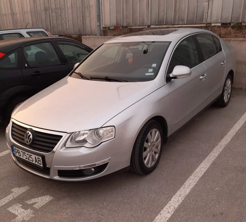 VW Passat FSI, снимка 1 - Автомобили и джипове - 49243944