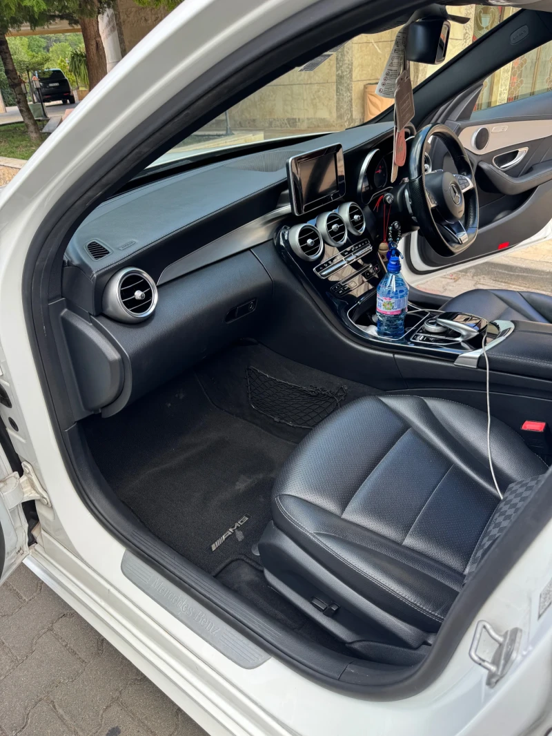Mercedes-Benz C 250, снимка 9 - Автомобили и джипове - 52819657