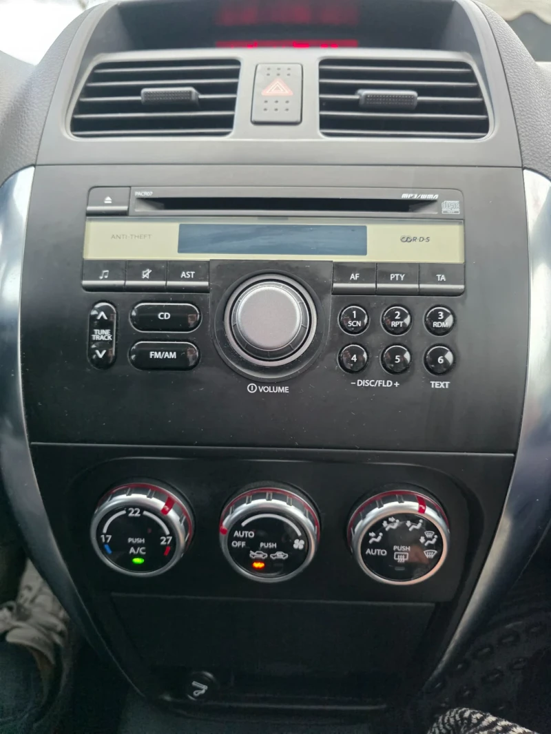 Suzuki SX4 75190 км РЕАЛНИ, снимка 8 - Автомобили и джипове - 53026138