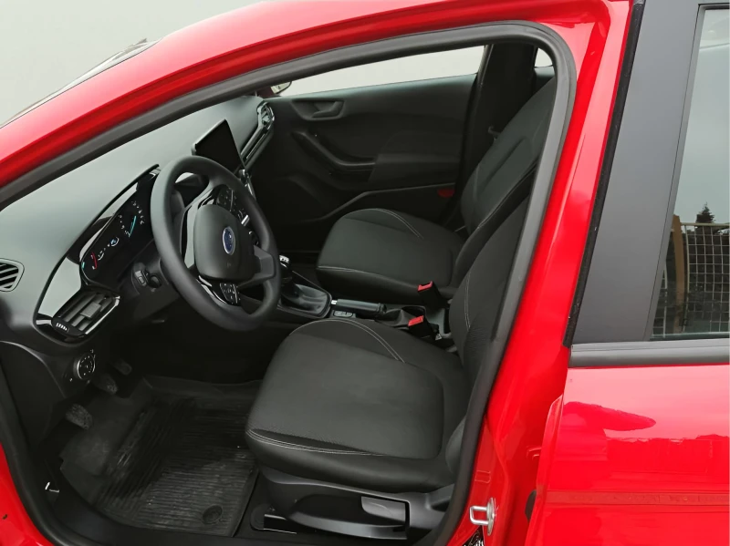 Ford Fiesta 1.1 Duratec, снимка 10 - Автомобили и джипове - 53267838