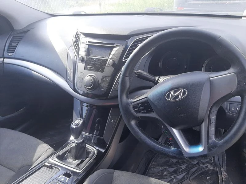 Hyundai I40 1.7 crdi, снимка 6 - Автомобили и джипове - 36857495