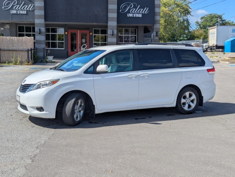 Toyota Sienna CARFAX* АВТОФИНАНСИРАНЕ БЕЗ ПЪРВОНАЧАЛНА ВНОСКА - 10000 лв. / 5112.92 € - 37447273 1