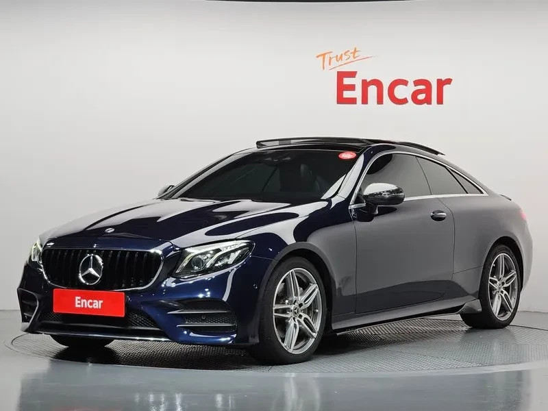 Mercedes-Benz E 220 d Coupe AMG/ HEAD UP/ PANO/ ПОДГРЕВ/ DIGI/ ВЪЗДУХ