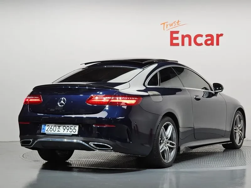 Mercedes-Benz E 220 d Coupe AMG/ HEAD UP/ PANO/ �������/ DIGI/ ������ | Mobile.bg � ����������� 2