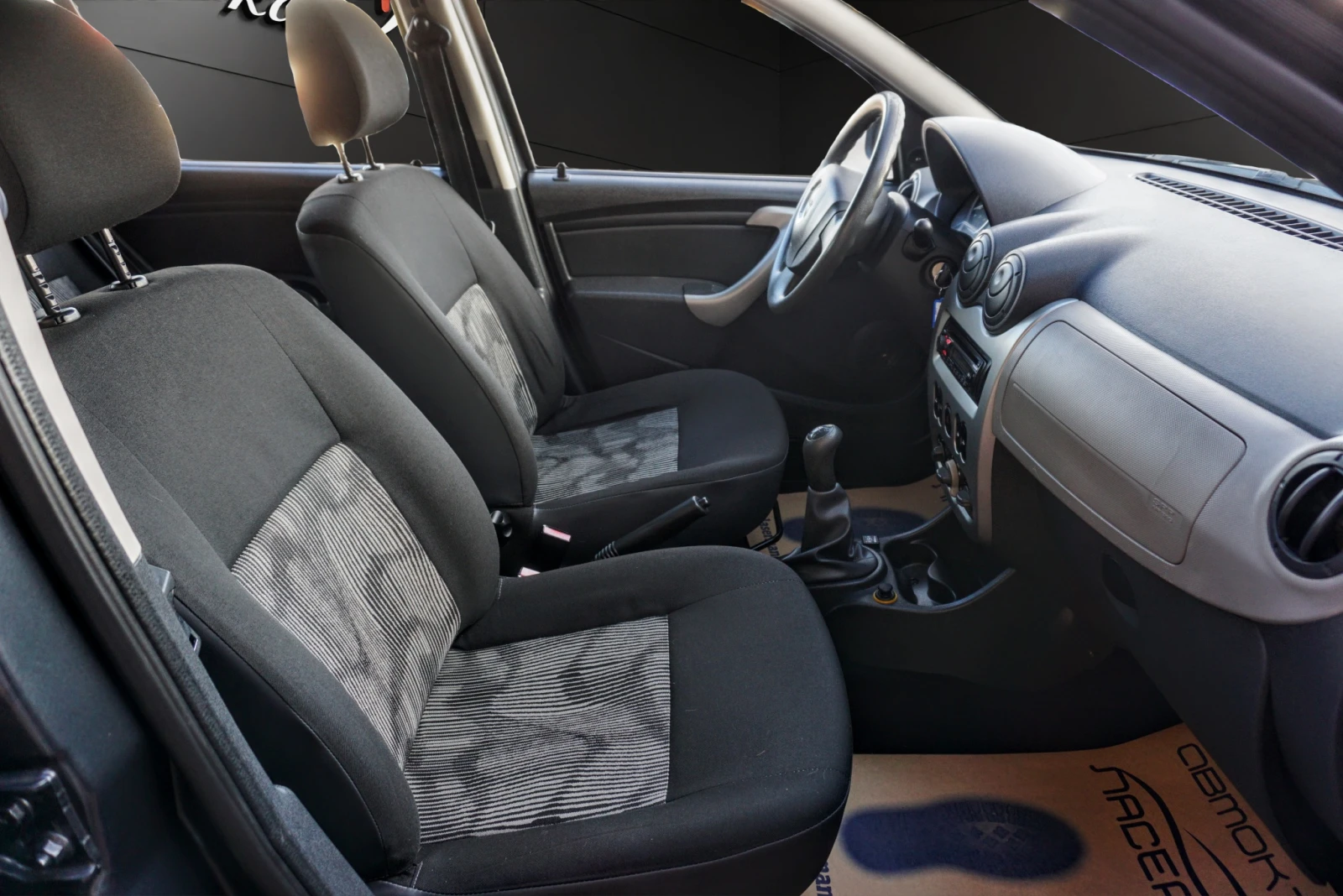 Dacia Sandero 1.4i GPL LAUREATE | Mobile.bg   13